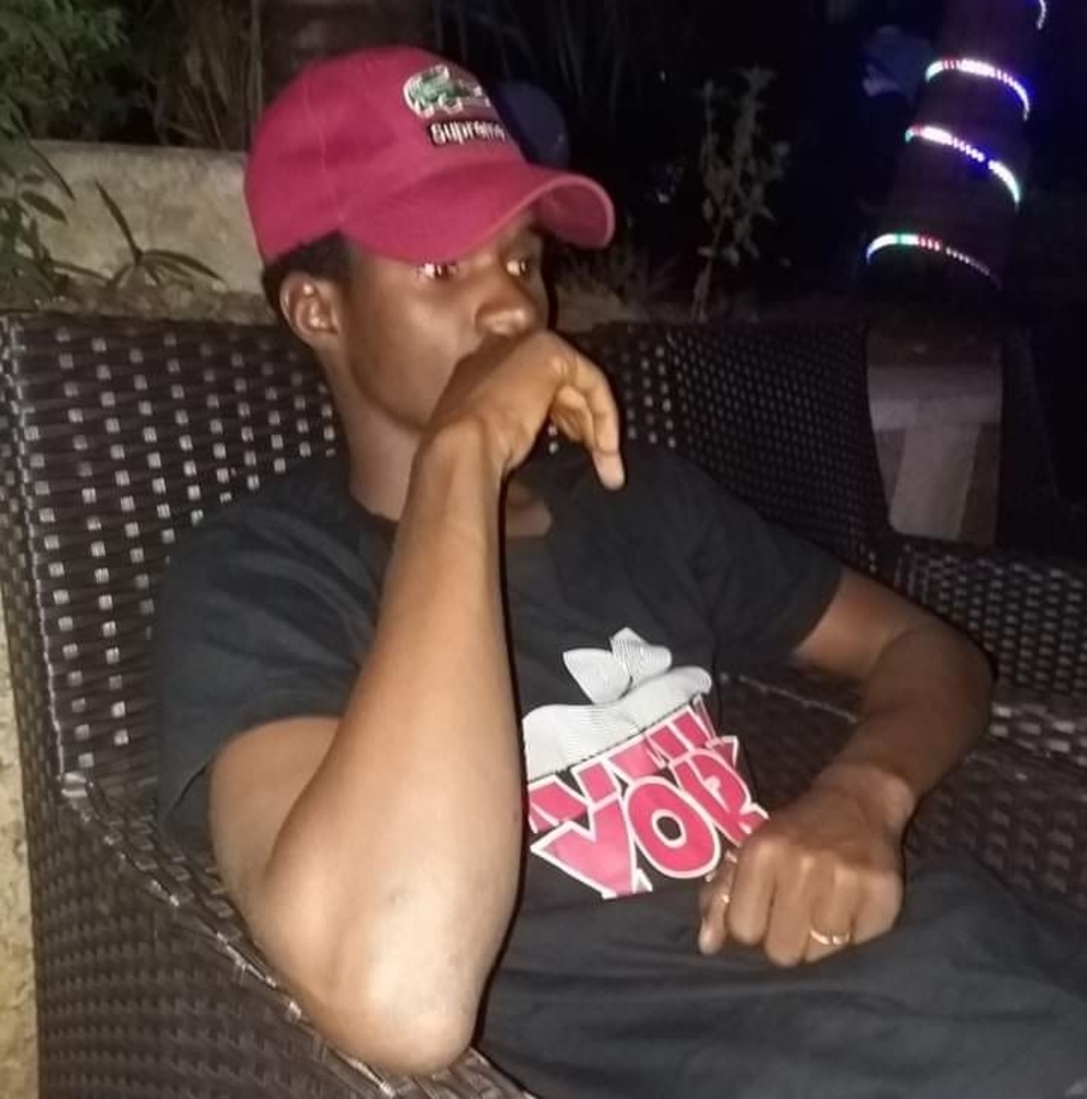 Meet your Posher, Kadidiatou mbira